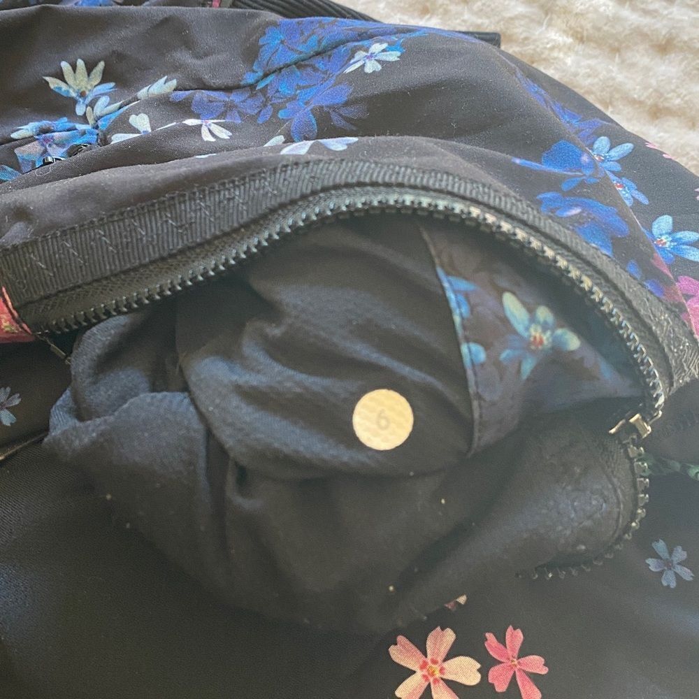 Lululemon Floral Patterned Jacket - Picture 9 of 9